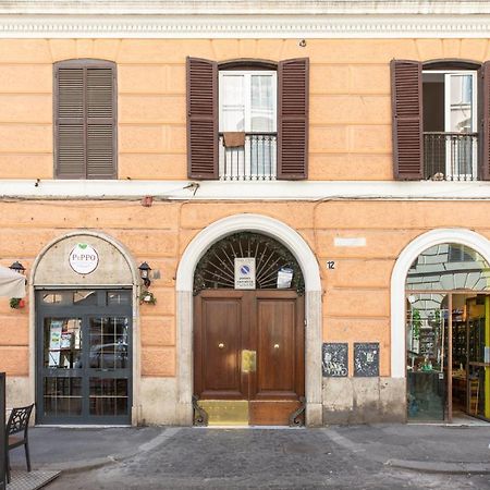 Iflat A Sparkle Of Red In Trastevere Roma Exterior foto